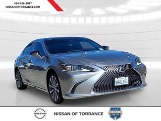 Used 2020 Lexus ES 350 w/ Premium Package FWD video 1