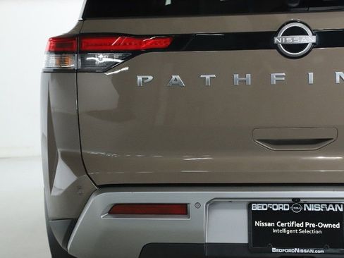Certified 2024 Nissan Pathfinder Platinum image 50