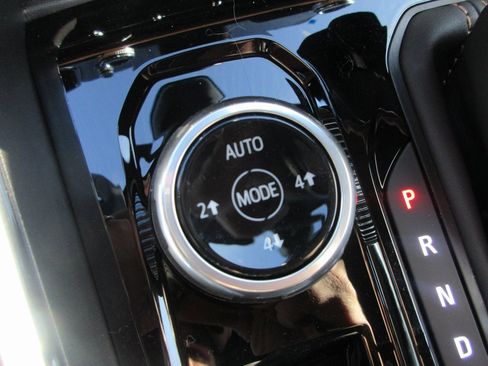 New 2026 GMC Canyon AT4 w/ Nightfall Essentials Package image 18