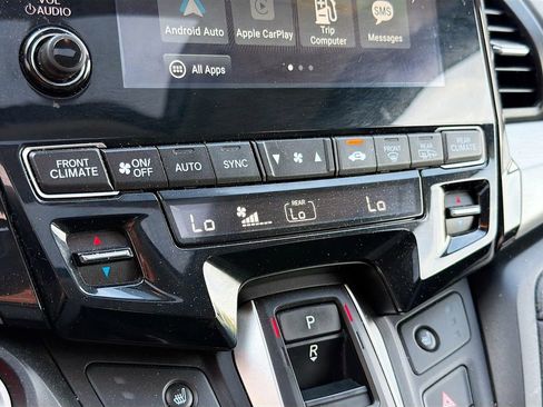 Used 2024 Honda Odyssey EX-L image 15