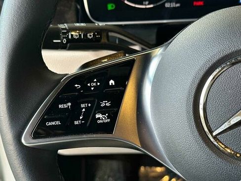 Certified 2025 Mercedes-Benz GLC 300 image 30