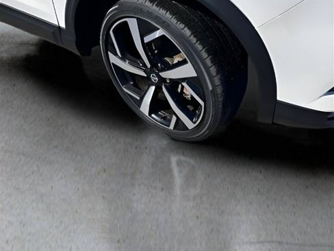 Used 2022 Nissan Rogue Sport SL w/ Premium Package AWD/4WD image 9