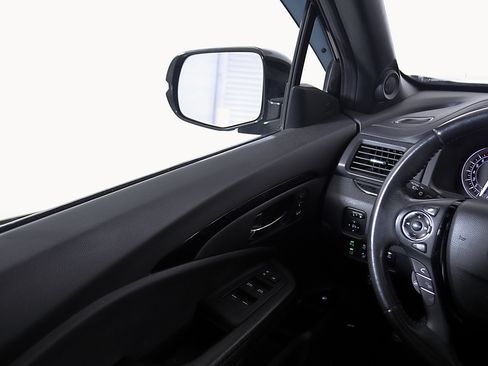 Used 2017 Honda Ridgeline Black Edition image 25