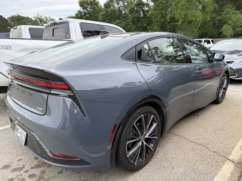 Used 2025 Toyota Prius Limited w/ Limited Premium Package image 3