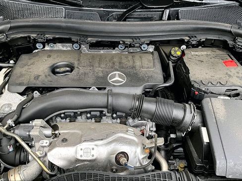 Certified 2023 Mercedes-Benz GLA 250 4MATIC image 9