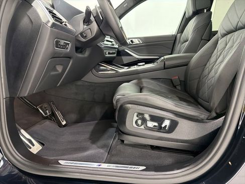 Certified 2023 BMW X7 xDrive40i w/ M Sport Package image 14