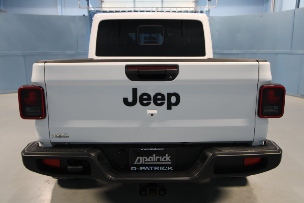 Used 2024 Jeep Gladiator Sport AWD/4WD image 28