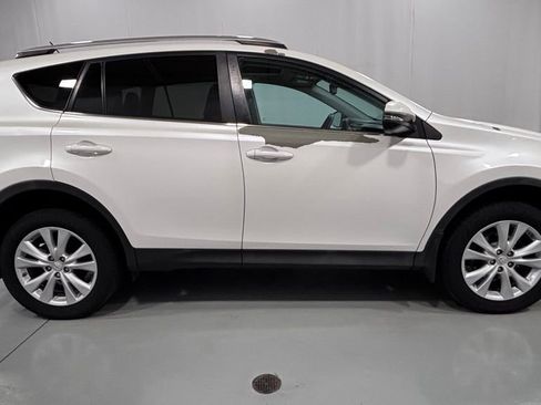Used 2014 Toyota RAV4 Limited w/ Technology Package AWD/4WD image 5