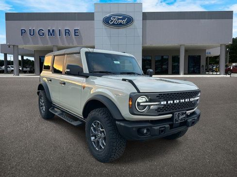 New 2025 Ford Bronco Badlands image 1