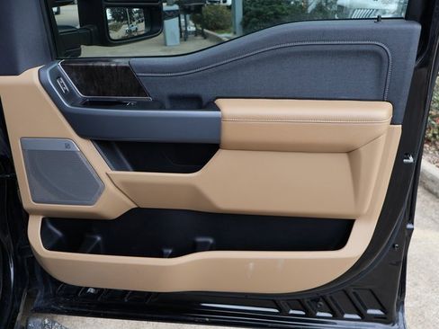 Used 2024 Ford F350 Lariat w/ FX4 Off-Road Package image 18