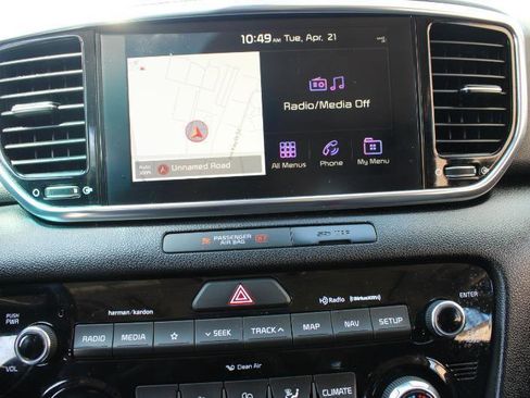 Used 2022 Kia Sportage EX w/ EX Technology Package FWD image 16