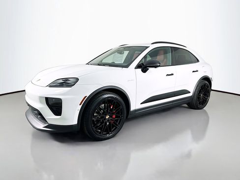 New 2026 Porsche Macan 4S Electric AWD/4WD image 1
