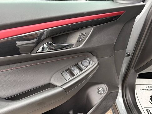 Used 2025 Chevrolet TrailBlazer RS w/ Convenience Package image 11