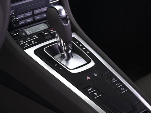 Certified 2024 Porsche 718 Cayman image 29