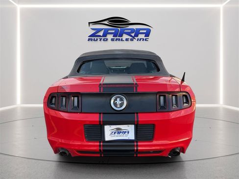 Used 2013 Ford Mustang Convertible RWD image 6