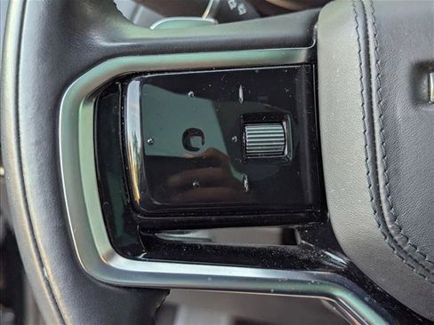 Used 2023 Land Rover Range Rover Sport SE image 11