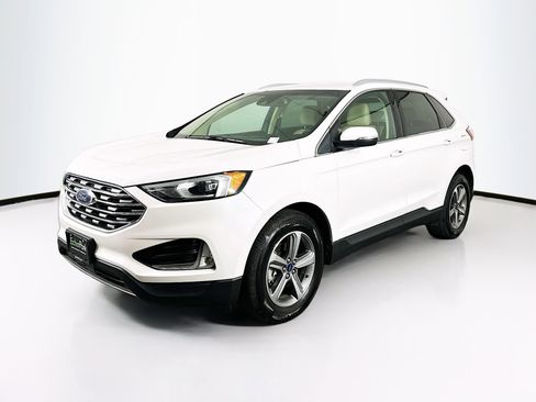 Used 2020 Ford Edge SEL w/ Convenience Package image 3