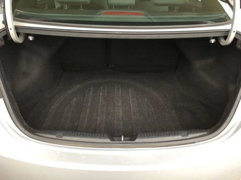 Used 2013 Hyundai Elantra GLS FWD image 30
