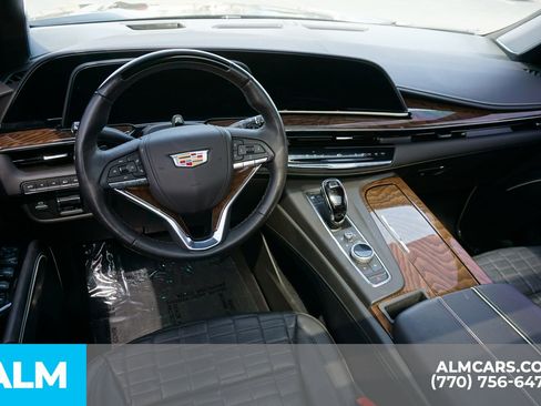 Used 2023 Cadillac Escalade Sport Platinum w/ LPO, ONYX Package image 31