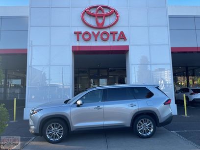Used 2024 Toyota Grand Highlander Platinum