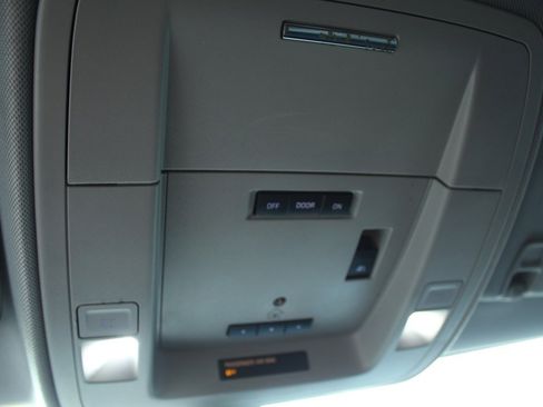 Used 2018 Chevrolet Silverado 1500 LT w/ All Star Edition image 29