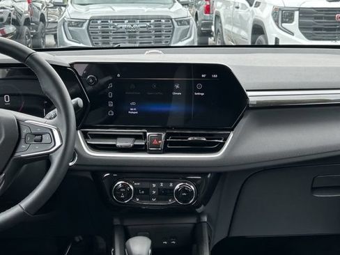 Used 2026 Chevrolet TrailBlazer LT w/ Convenience Package AWD/4WD image 23