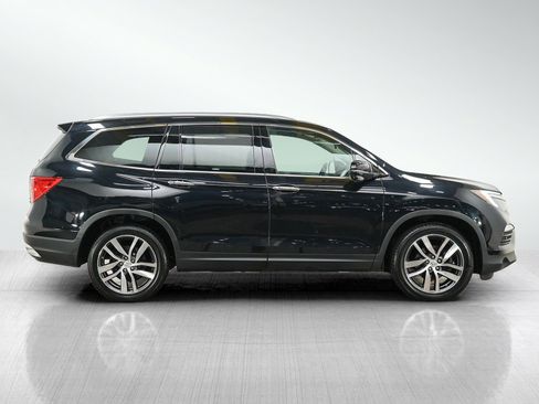 Used 2016 Honda Pilot Touring image 6
