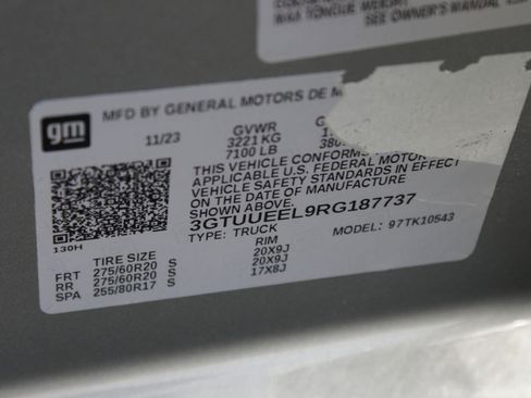 Used 2024 GMC Sierra 1500 AT4 w/ Technology Package AWD/4WD image 27