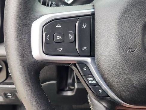 Used 2025 RAM 1500 Big Horn AWD/4WD image 29