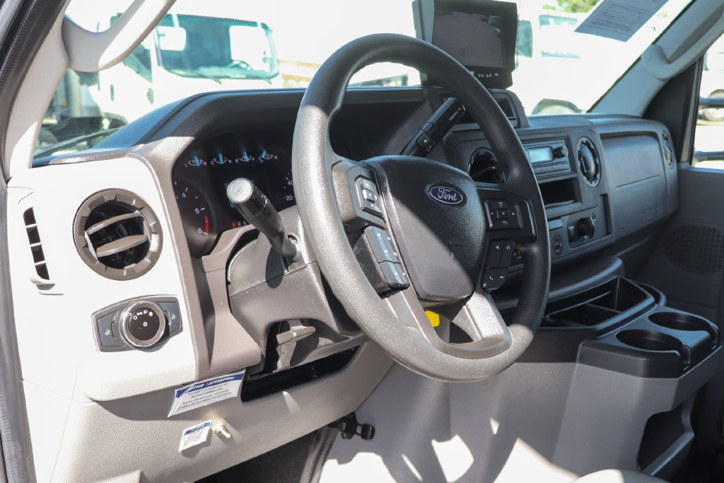 Used 2024 Ford E-450 and Econoline 450 Super Duty w/ Power Windows & Locks Group RWD image 24