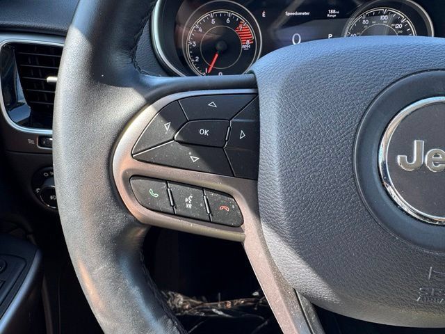 Used 2019 Jeep Cherokee Limited AWD/4WD image 27
