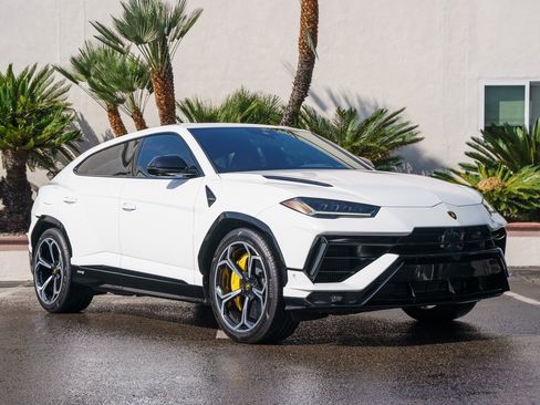 Used 2024 Lamborghini Urus S image 32