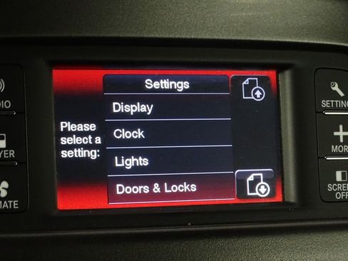 Used 2019 Dodge Journey SE w/ Connectivity Group FWD image 28