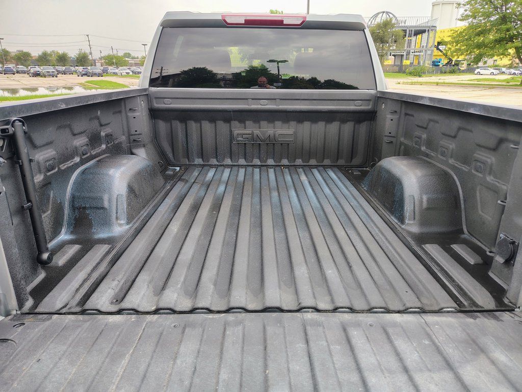 Used 2025 GMC Sierra 1500 AT4 AWD/4WD image 25