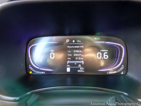 Used 2025 Kia Soul LX w/ LX Technology Package FWD image 12
