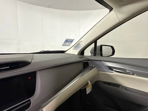 New 2025 Cadillac XT5 Premium Luxury w/ Technology Package image 12