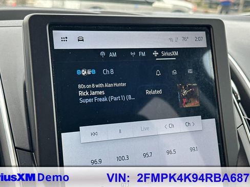 Certified 2024 Ford Edge Titanium image 29