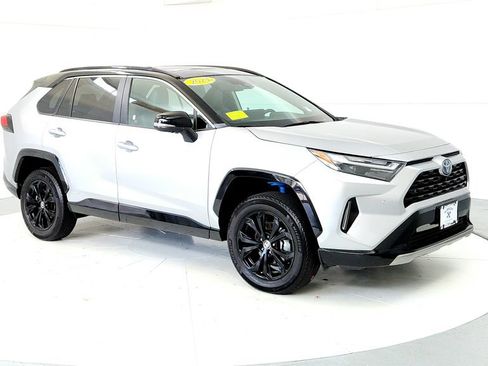 Used 2024 Toyota RAV4 XSE w/ Advanced Technology Package AWD/4WD image 7