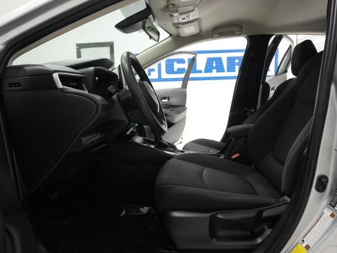 Used 2021 Toyota Corolla LE image 13