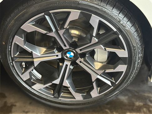 New 2026 BMW 330i Sedan w/ Premium Package image 15