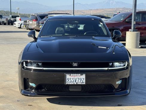 Used 2024 Dodge Charger R/T w/ Plus Group image 2