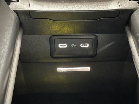 Used 2024 Mercedes-Benz C 43 AMG 4MATIC Sedan image 64