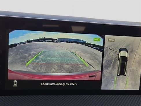 New 2026 Nissan Kicks SR image 9