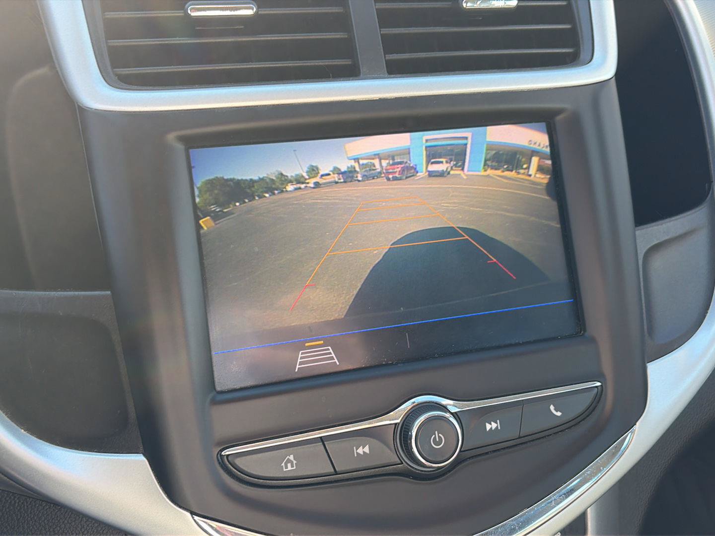 Used 2019 Chevrolet Sonic LT FWD image 22