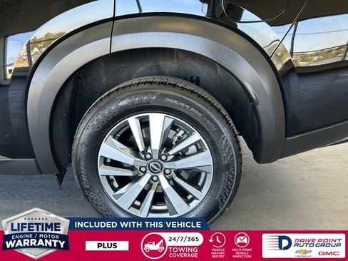 Used 2025 Nissan Pathfinder SL image 7