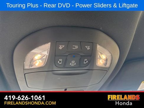 Used 2019 Chrysler Pacifica Touring Plus w/ S Appearance Package FWD image 24