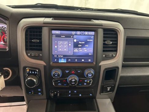 Used 2022 RAM 1500 Express w/ Wheel & Sound Group image 18