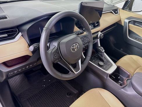 Used 2024 Toyota RAV4 Limited w/ Advanced Technology Package AWD/4WD image 10