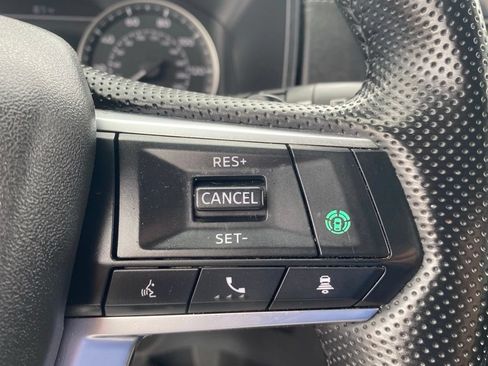 Used 2024 Mitsubishi Outlander SE AWD/4WD image 29
