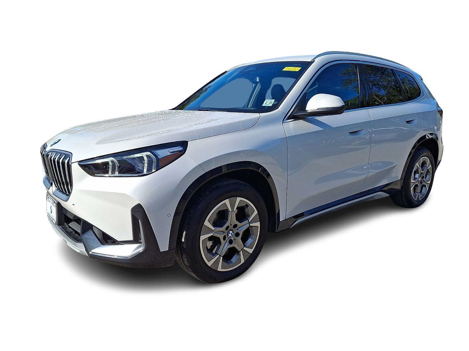 Used 2026 BMW X1 xDrive28i w/ Technology Package AWD/4WD image 3